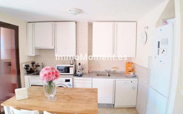 Wiederverkauf - Wohnung - Estepona  - Estepona Centro