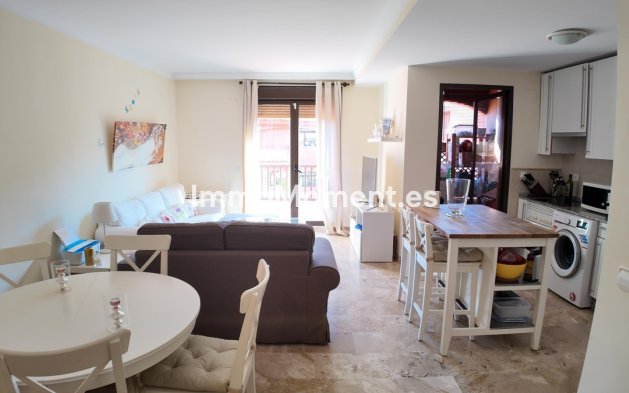 Wiederverkauf - Wohnung - Estepona  - Estepona Centro