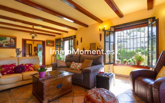 Wiederverkauf - Villa - Marbella - Elviria