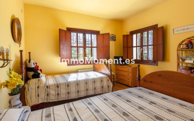 Wiederverkauf - Villa - Marbella - Elviria