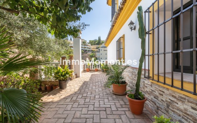 Wiederverkauf - Villa - Marbella - Elviria