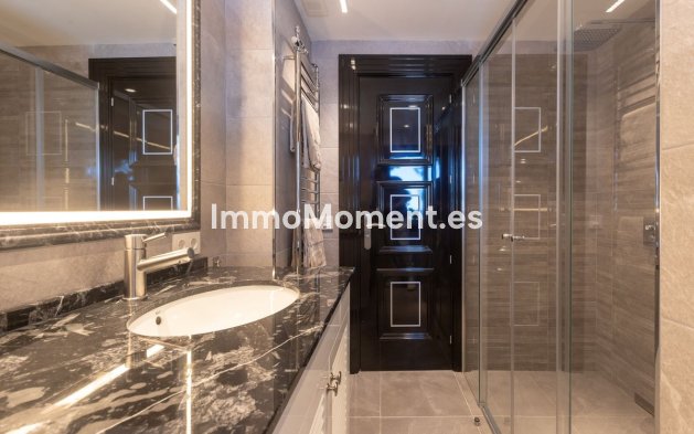 Revente - Villa - Marbella - Elviria