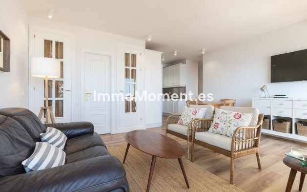 Resale - Apartment - Marbella - Elviria