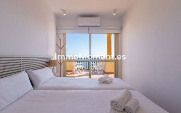 Resale - Apartment - Marbella - Elviria