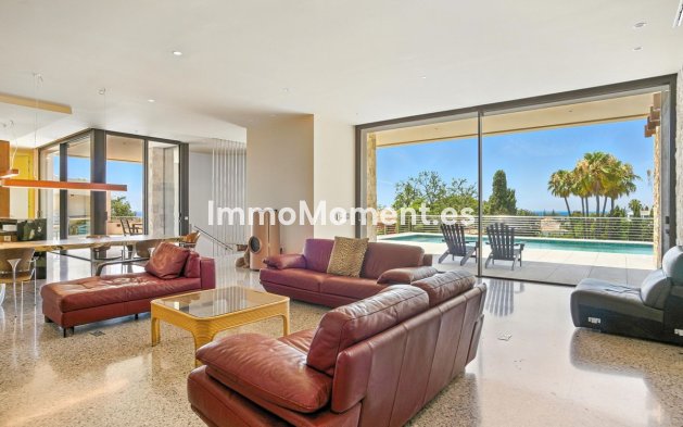 Resale - Villa - Marbella - Elviria