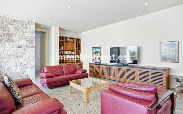 Resale - Villa - Marbella - Elviria