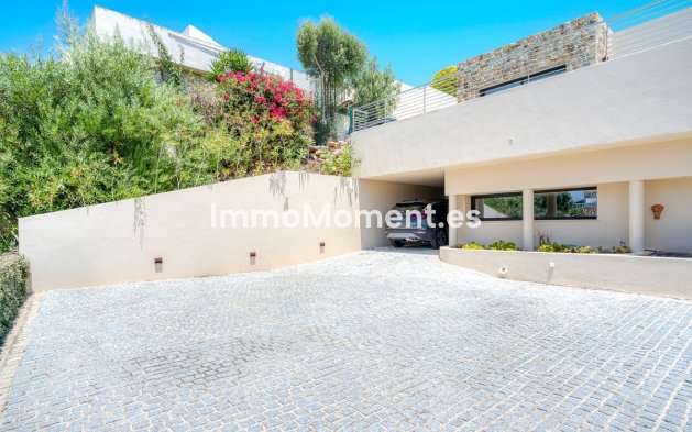 Resale - Villa - Marbella - Elviria