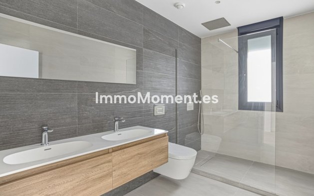 Resale - Villa - Marbella - Elviria