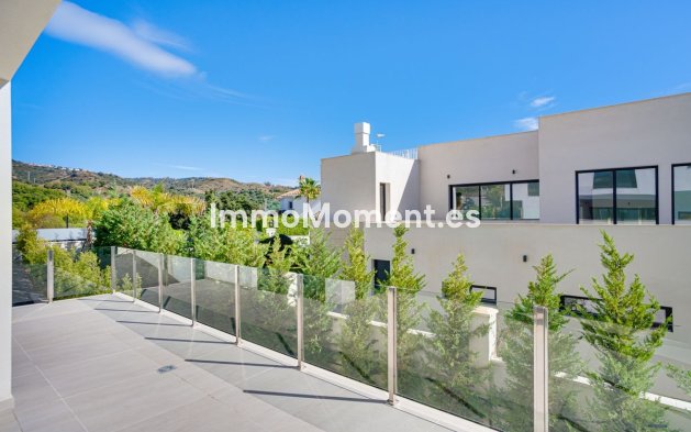 Resale - Villa - Marbella - Elviria