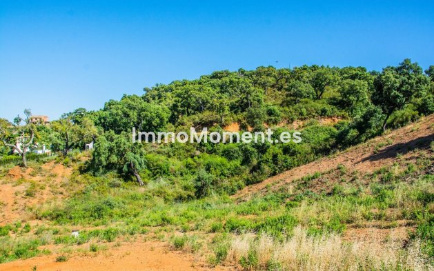 Wiederverkauf - Land - Marbella - La Mairena