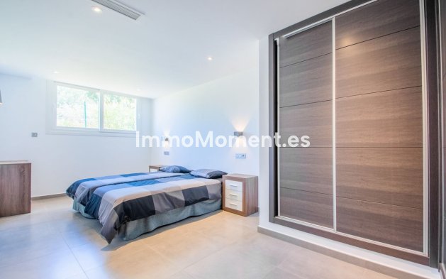 Revente - Villa - Marbella - La Mairena