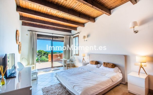 Resale - Apartment - Estepona - New Golden Mile