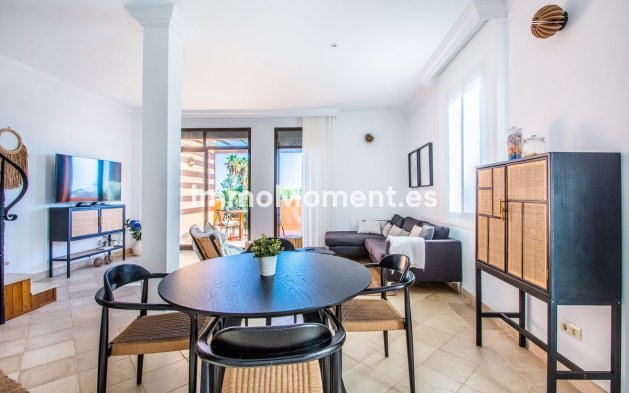 Resale - Apartment - Estepona - New Golden Mile