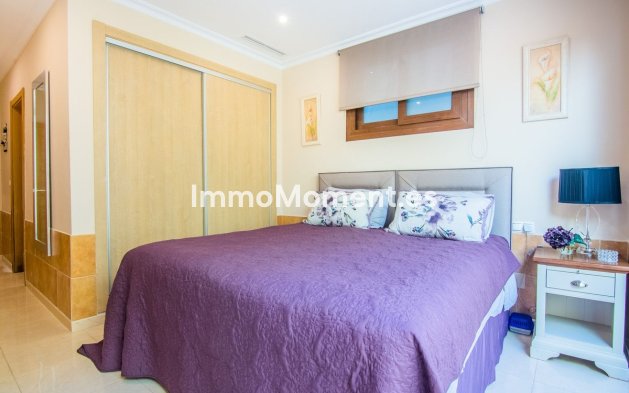 Revente - Villa - Marbella - La Mairena