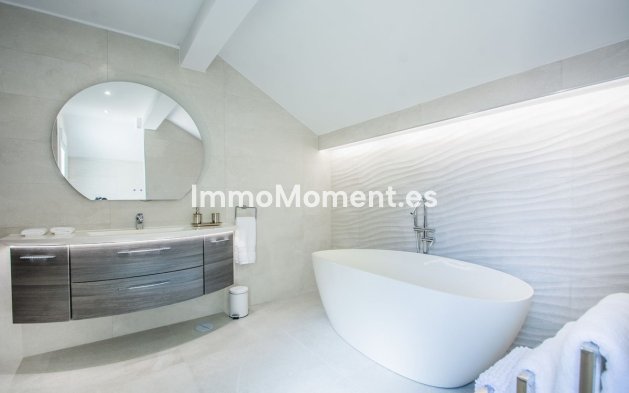 Revente - Villa - Marbella - La Mairena