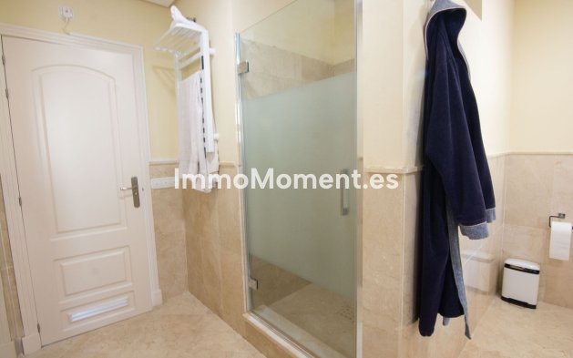 Wiederverkauf - Wohnung - Marbella - La Mairena