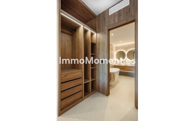 Wiederverkauf - Wohnung - Marbella - Nueva Andalucía