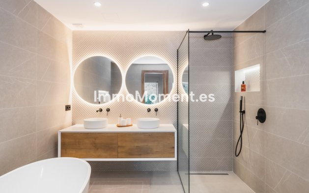 Wiederverkauf - Wohnung - Marbella - Nueva Andalucía