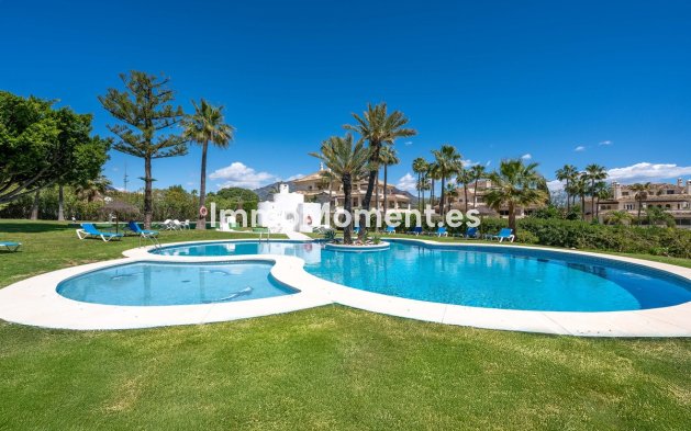 Wiederverkauf - Wohnung - Marbella - Nueva Andalucía