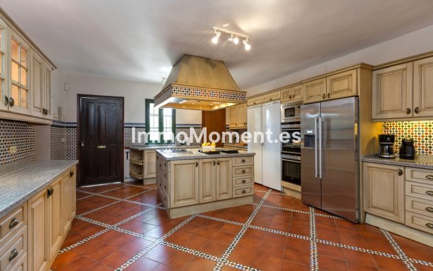 Revente - Villa - Benahavís - Benahavís Centro