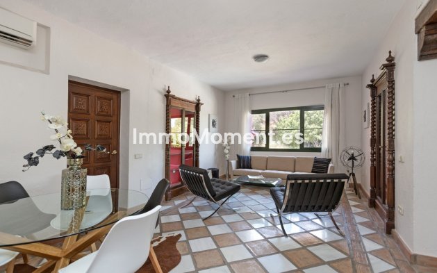 Revente - Villa - Benahavís - Benahavís Centro