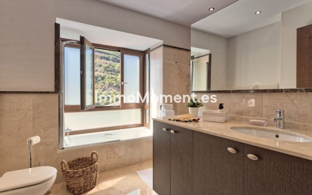 Revente - Villa - Benahavís - Benahavís Centro