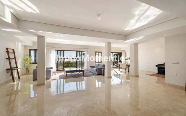 Revente - Villa - Benahavís - Benahavís Centro