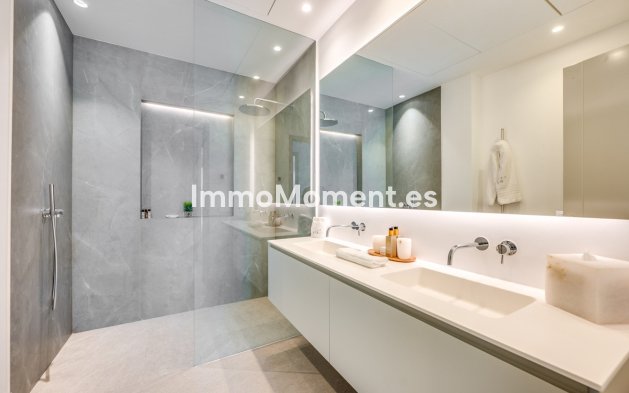 Resale - Villa - Estepona - Estepona Centro