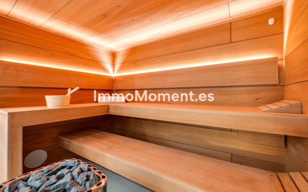 Resale - Villa - Estepona - Estepona Centro