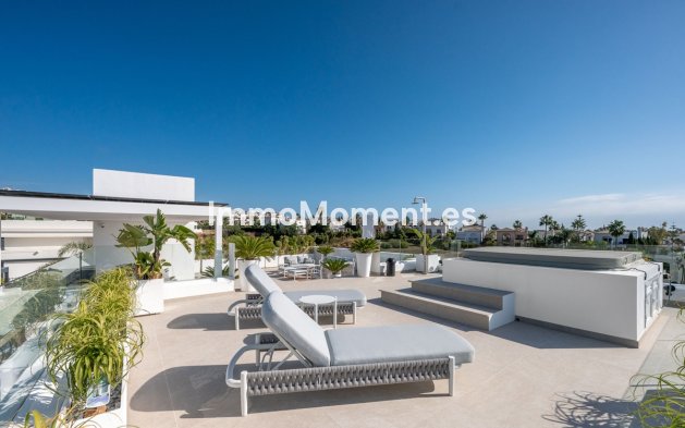Resale - Villa - Estepona - Estepona Centro