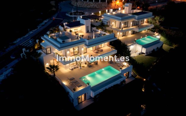 Resale - Villa - Estepona - Estepona Centro