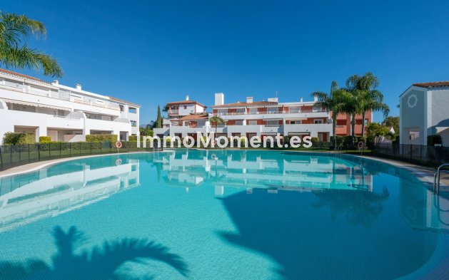 Wiederverkauf - Wohnung - Estepona  - Estepona Centro