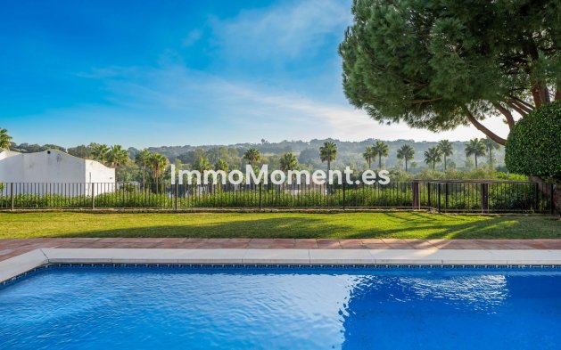 Resale - Villa - Sotogrande