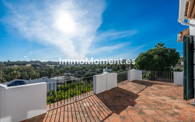 Resale - Villa - Sotogrande