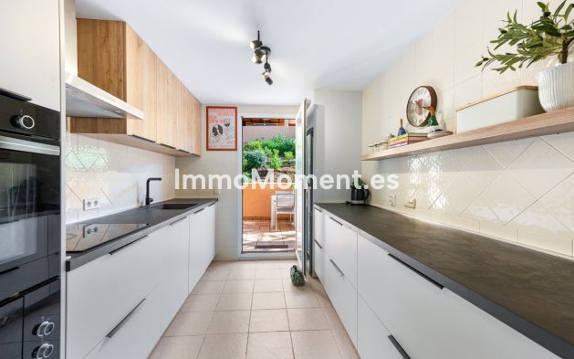 Wiederverkauf - Wohnung - Marbella - Elviria