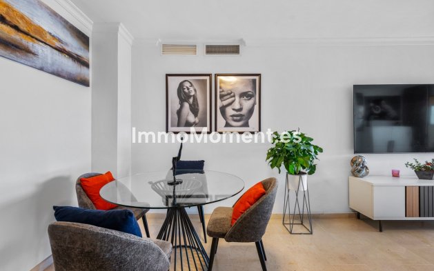 Wiederverkauf - Wohnung - Marbella - Elviria
