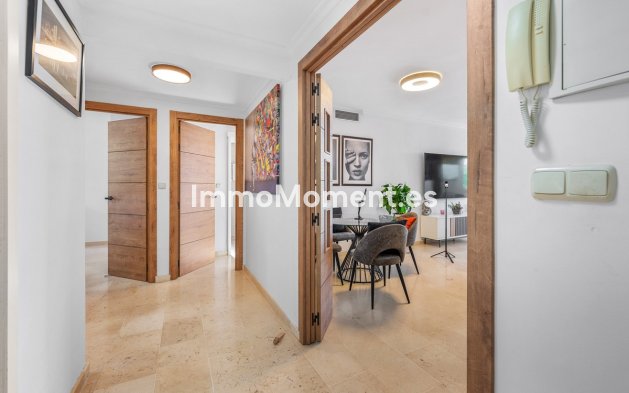 Wiederverkauf - Wohnung - Marbella - Elviria