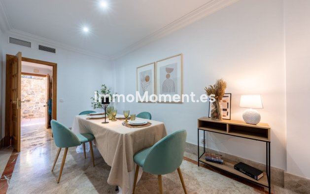 Wiederverkauf - Villa - Marbella - Santa Clara