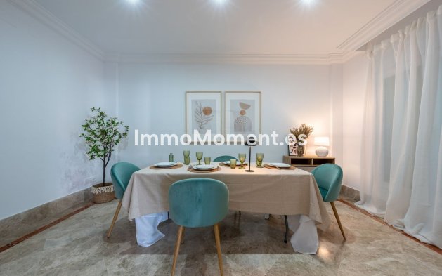 Wiederverkauf - Villa - Marbella - Santa Clara