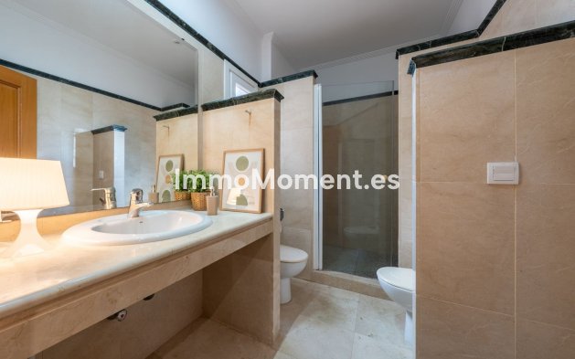 Wiederverkauf - Villa - Marbella - Santa Clara