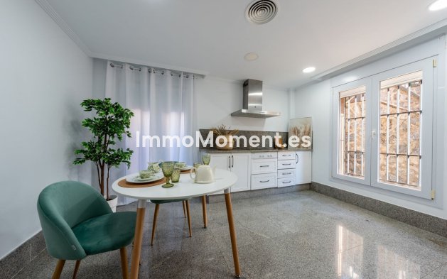 Wiederverkauf - Villa - Marbella - Santa Clara