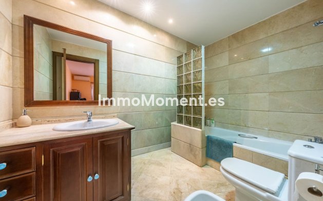 Reventa - Apartamento - Marbella - Aloha