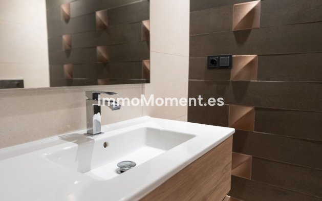 Wiederverkauf - Wohnung - Marbella - Nueva Andalucía