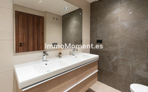 Wiederverkauf - Wohnung - Marbella - Nueva Andalucía