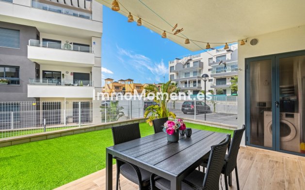 Resale - Apartment - Orihuela - Villamartin