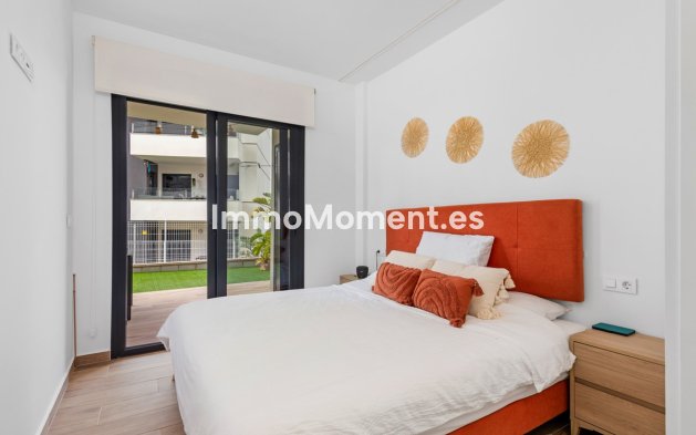 Resale - Apartment - Orihuela - Villamartin