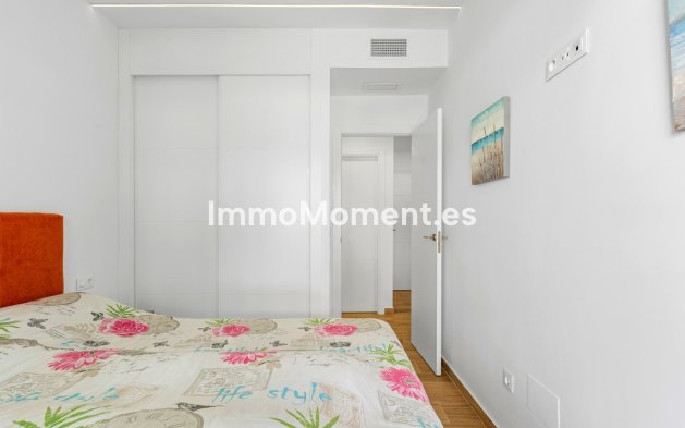 Resale - Apartment - Orihuela - Villamartin