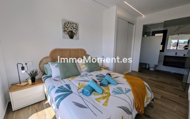 Resale - Apartment - Orihuela - Villamartin