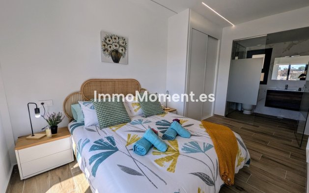 Resale - Apartment - Orihuela - Villamartin