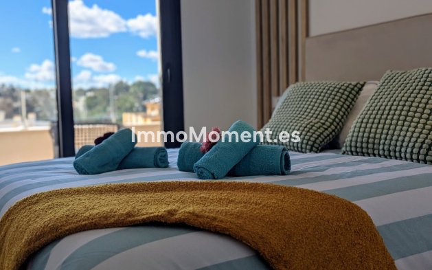 Resale - Apartment - Orihuela - Villamartin